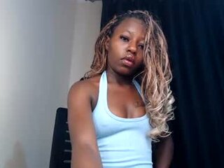 petite_freakette