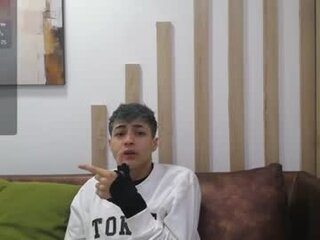 ari_stonne