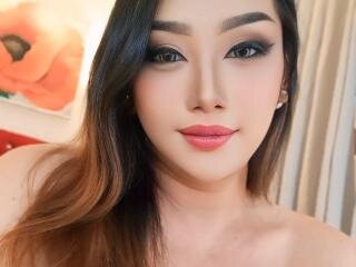 LexyGrayCum